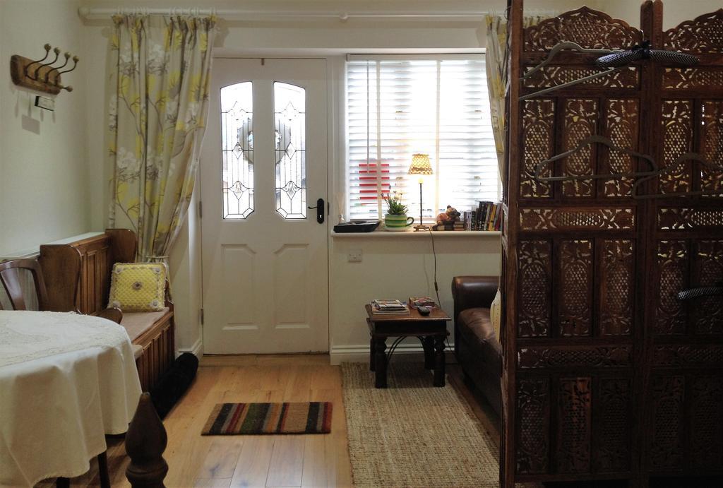Snowdonia Snug - Studio Style Accommodation Dolgellau Ngoại thất bức ảnh
